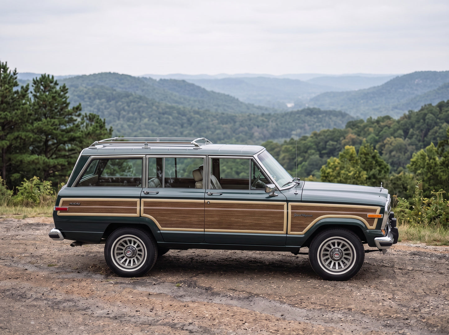 1991 FINAL EDITION JEEP GRAND WAGONEER LOW MILEAGE - 4X4 - HUNTER GREEN #2181