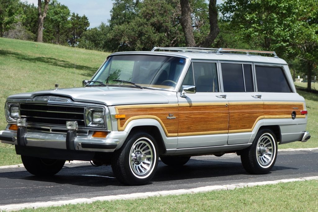 Wagonmaster Woodgrain 3M Vinyl cut-to-fit kits | Cherry Oak for Jeep Grand Wagoneers 1979-1986 - Does not include molding trim