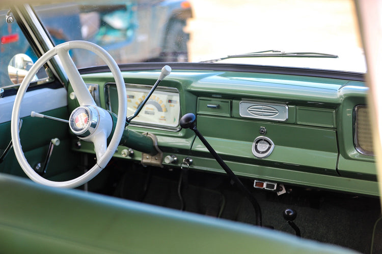 New Wagonmaster Marine Teak with Molding Trim on Midnight Blue 1991