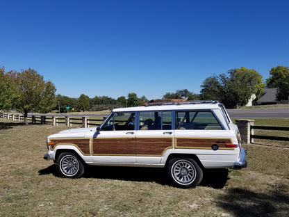 1987 JEEP GRAND WAGONEER - 4X4- WHITE #2163 - AVAILABLE NOW