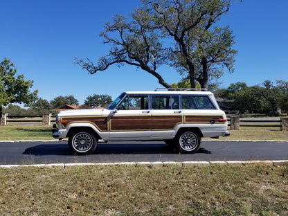 1987 JEEP GRAND WAGONEER - 4X4- WHITE #2163 - AVAILABLE NOW