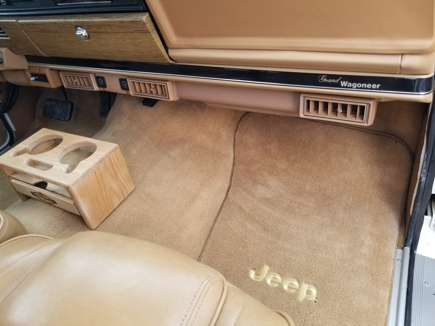 1987 JEEP GRAND WAGONEER - 4X4- Wh #2175 - AVAILABLE early '25