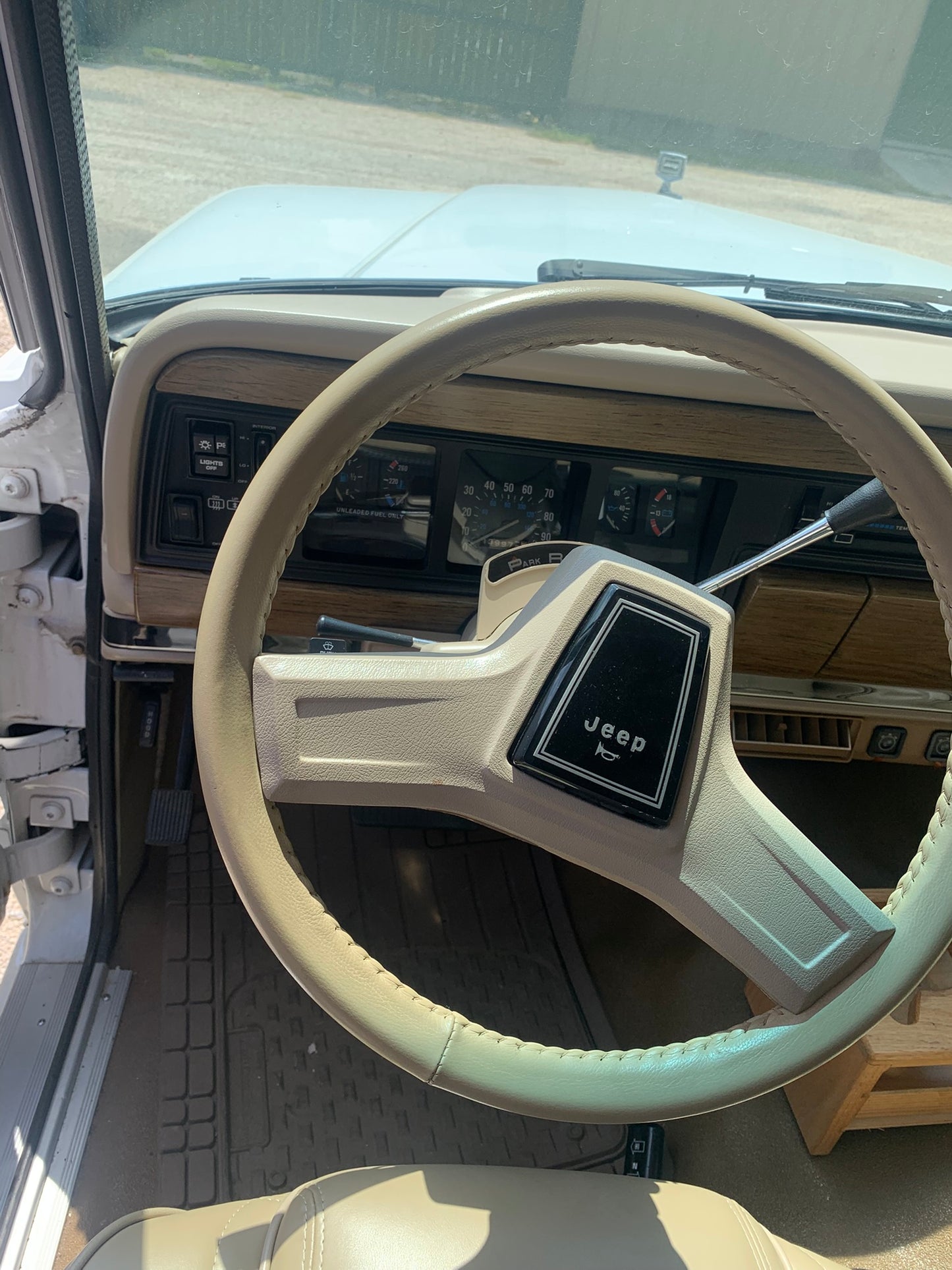 1991 - FINAL EDITION - JEEP GRAND WAGONEER - 4X4 - WHITE #2175 - AVAILABLE NOW