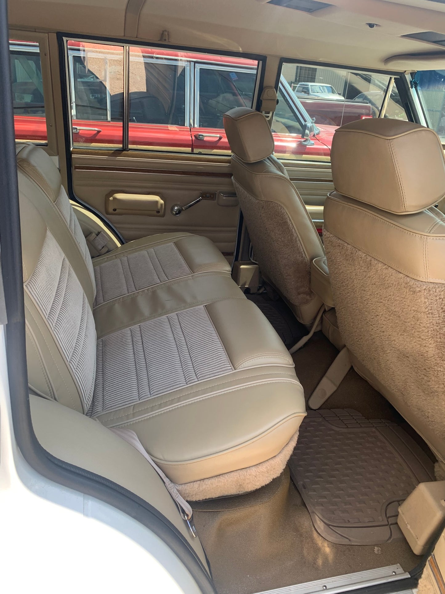 1991 - FINAL EDITION - JEEP GRAND WAGONEER - 4X4 - WHITE #2175 - AVAILABLE NOW