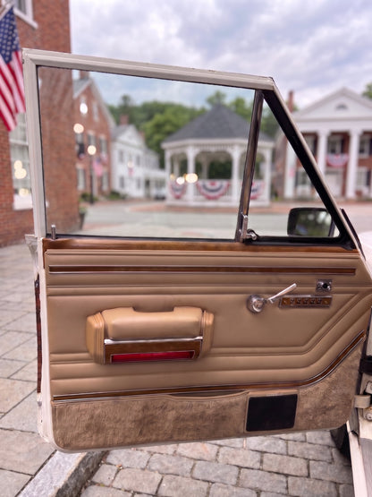 1991 FINAL EDITION JEEP GRAND WAGONEER LOW MILEAGE - 4X4 - WHITE #2178