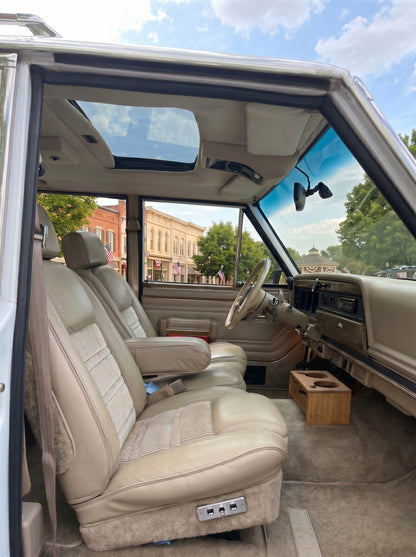 1991 FINAL EDITION JEEP GRAND WAGONEER LOW MILEAGE - 4X4 - WHITE #2178
