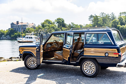 1985 VINTAGE JEEP GRAND WAGONEER LOW MILEAGE - 4X4 - DEEP NIGHT BLUE #2179