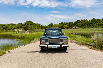 1985 VINTAGE JEEP GRAND WAGONEER LOW MILEAGE - 4X4 - DEEP NIGHT BLUE #2179