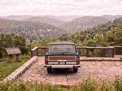 1991 FINAL EDITION JEEP GRAND WAGONEER LOW MILEAGE - 4X4 - HUNTER GREEN #2181
