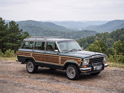 1991 FINAL EDITION JEEP GRAND WAGONEER LOW MILEAGE - 4X4 - HUNTER GREEN #2181