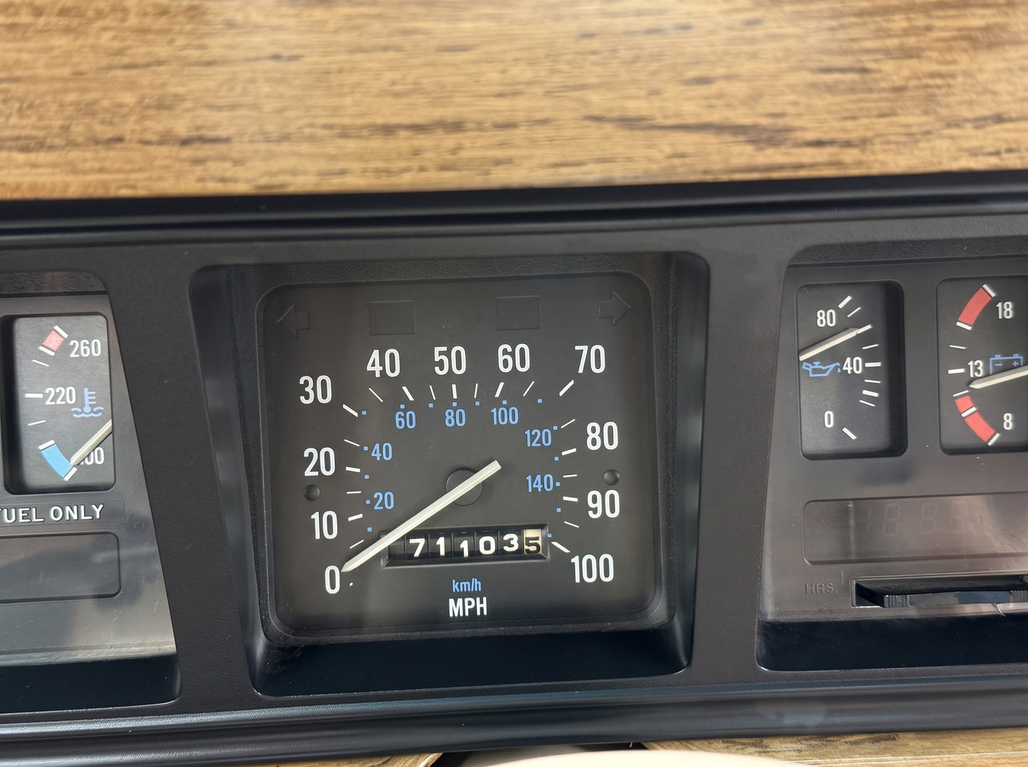 1991 FINAL EDITION JEEP GRAND WAGONEER LOW MILEAGE - 4X4 - HUNTER GREEN #2181