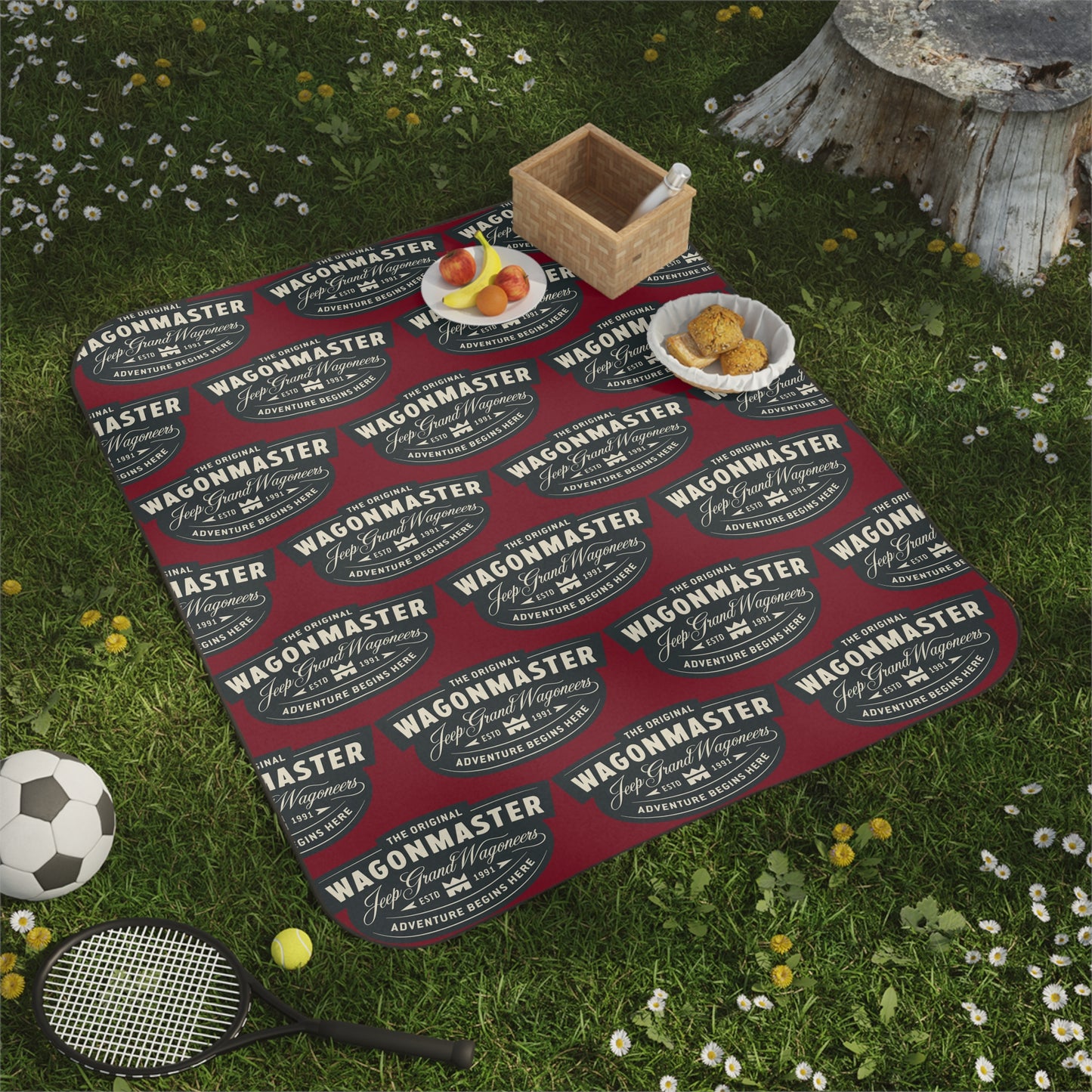 Wagonmaster Picnic Blanket — Burgundy Outdoor Camping & Tailgate Blanket