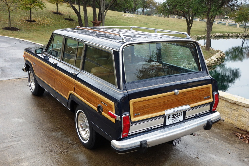 1986 JEEP GRAND WAGONEER - 4X4 - Bl #2170 - SOLD