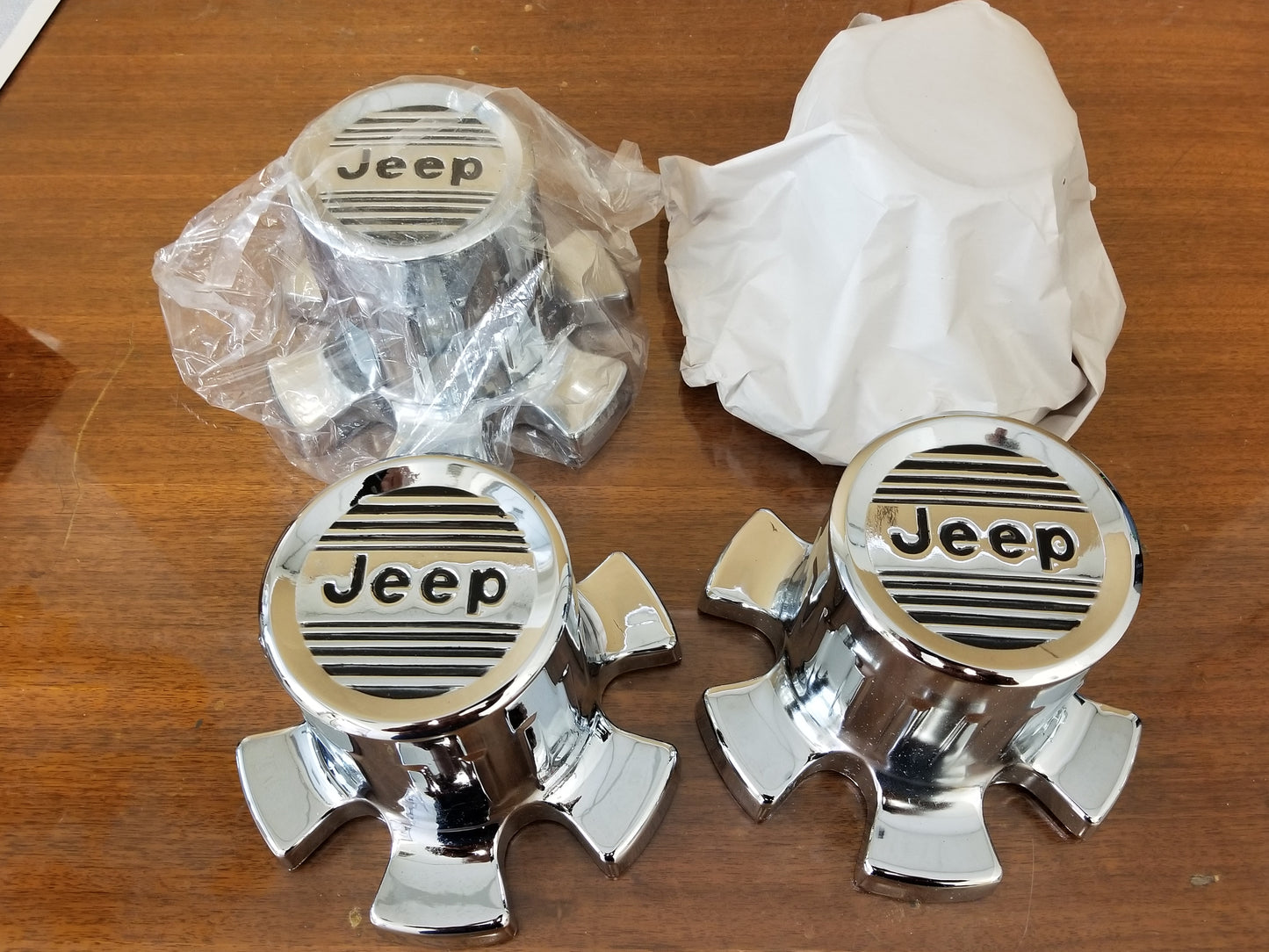 USED Full Size Cherokee (1979-1983) Center Caps - Set of 4 - USED