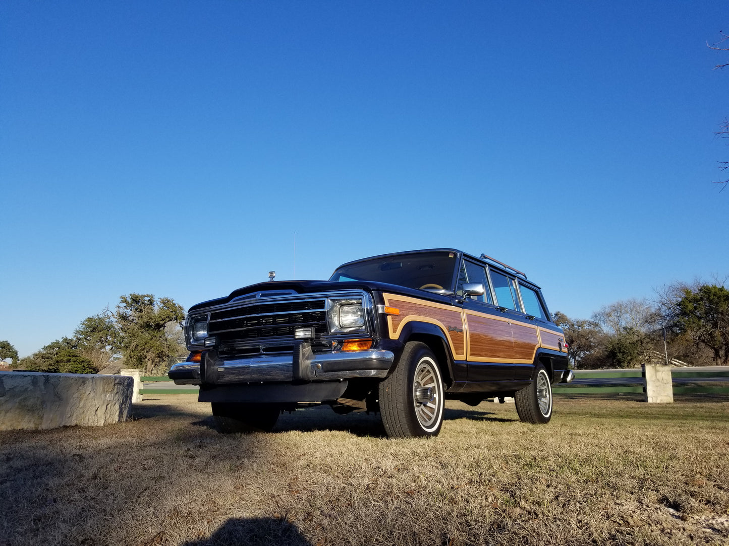 1987 JEEP GRAND WAGONEER - 4X4 - BL #2174 - HOLD