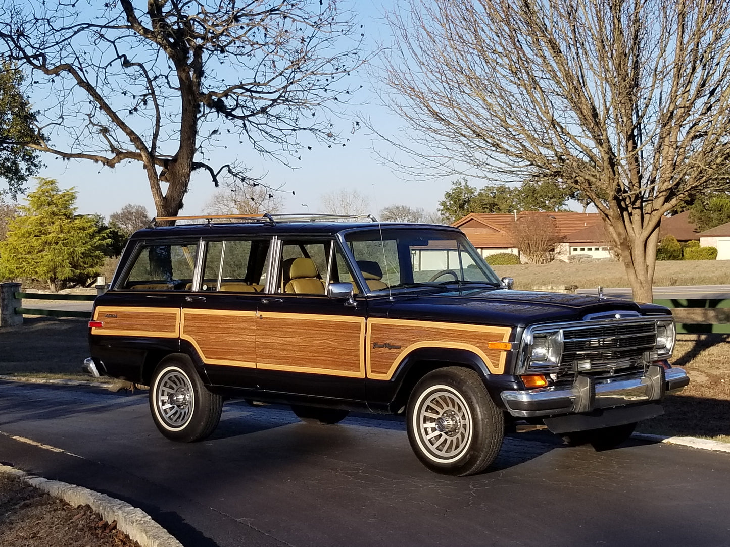 1987 JEEP GRAND WAGONEER - 4X4 - BL #2174 - HOLD