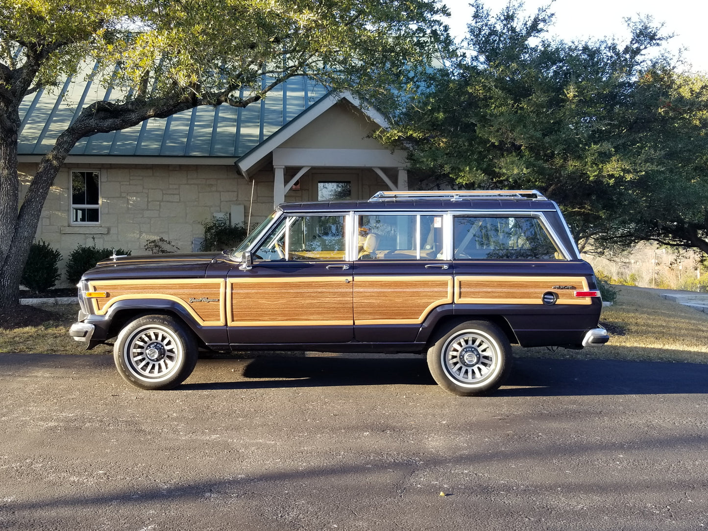 1987 JEEP GRAND WAGONEER - 4X4 - BL #2174 - HOLD