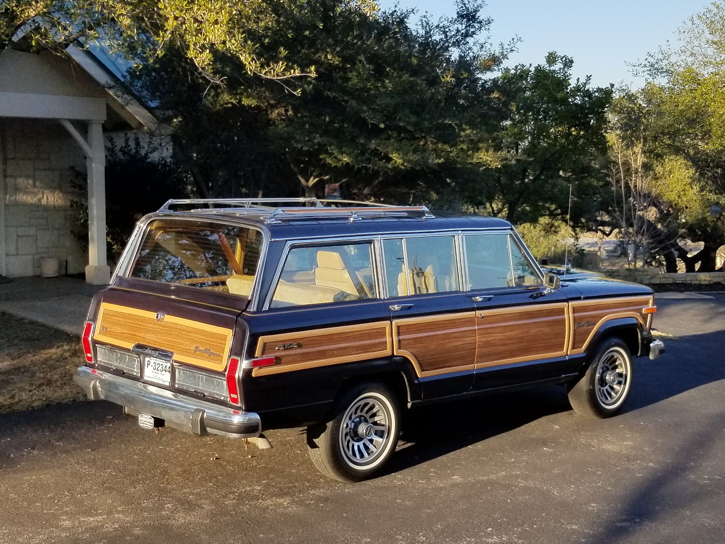 1987 JEEP GRAND WAGONEER - 4X4 - BL #2174 - HOLD