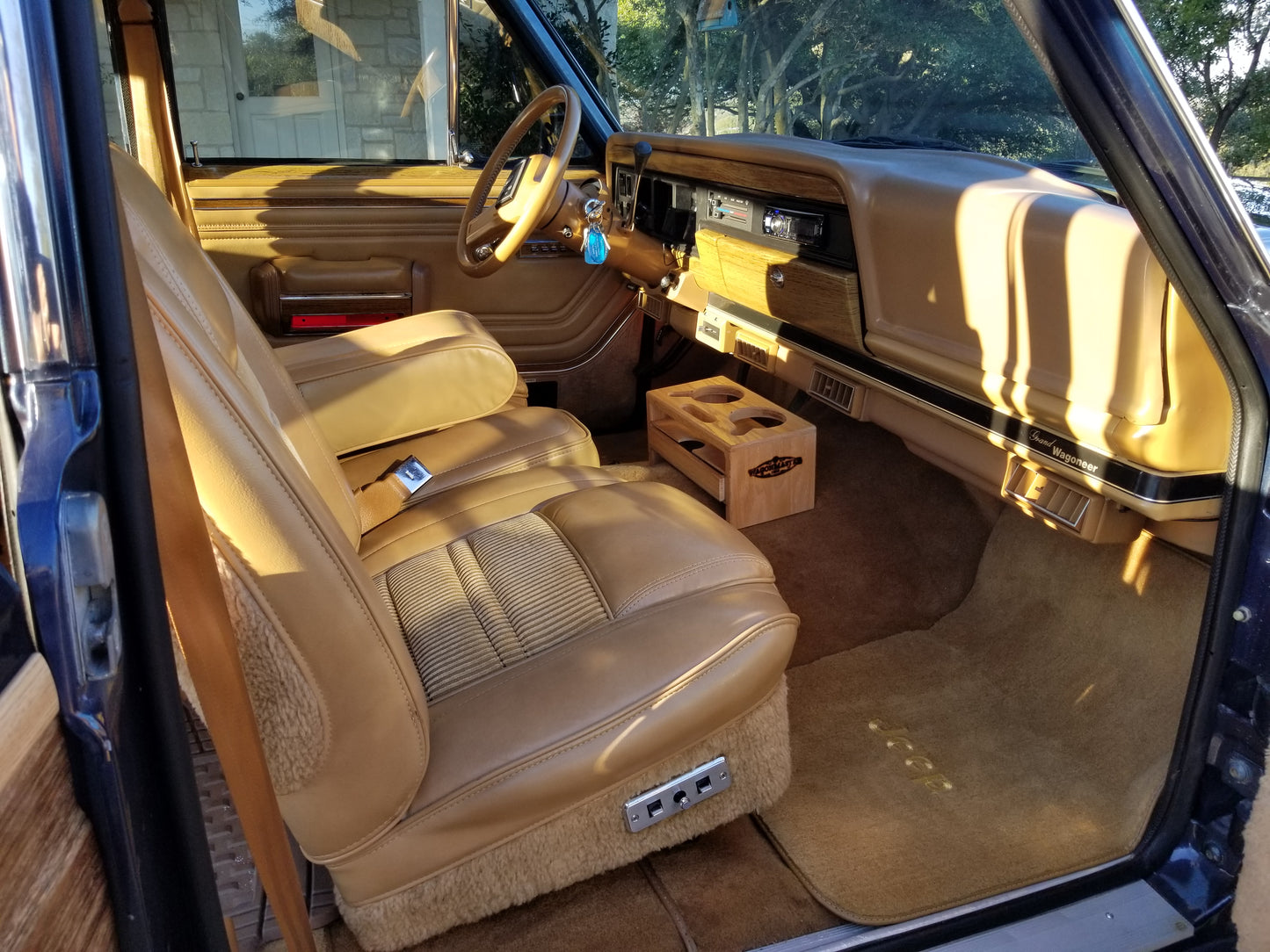 1987 JEEP GRAND WAGONEER - 4X4 - BL #2174 - HOLD