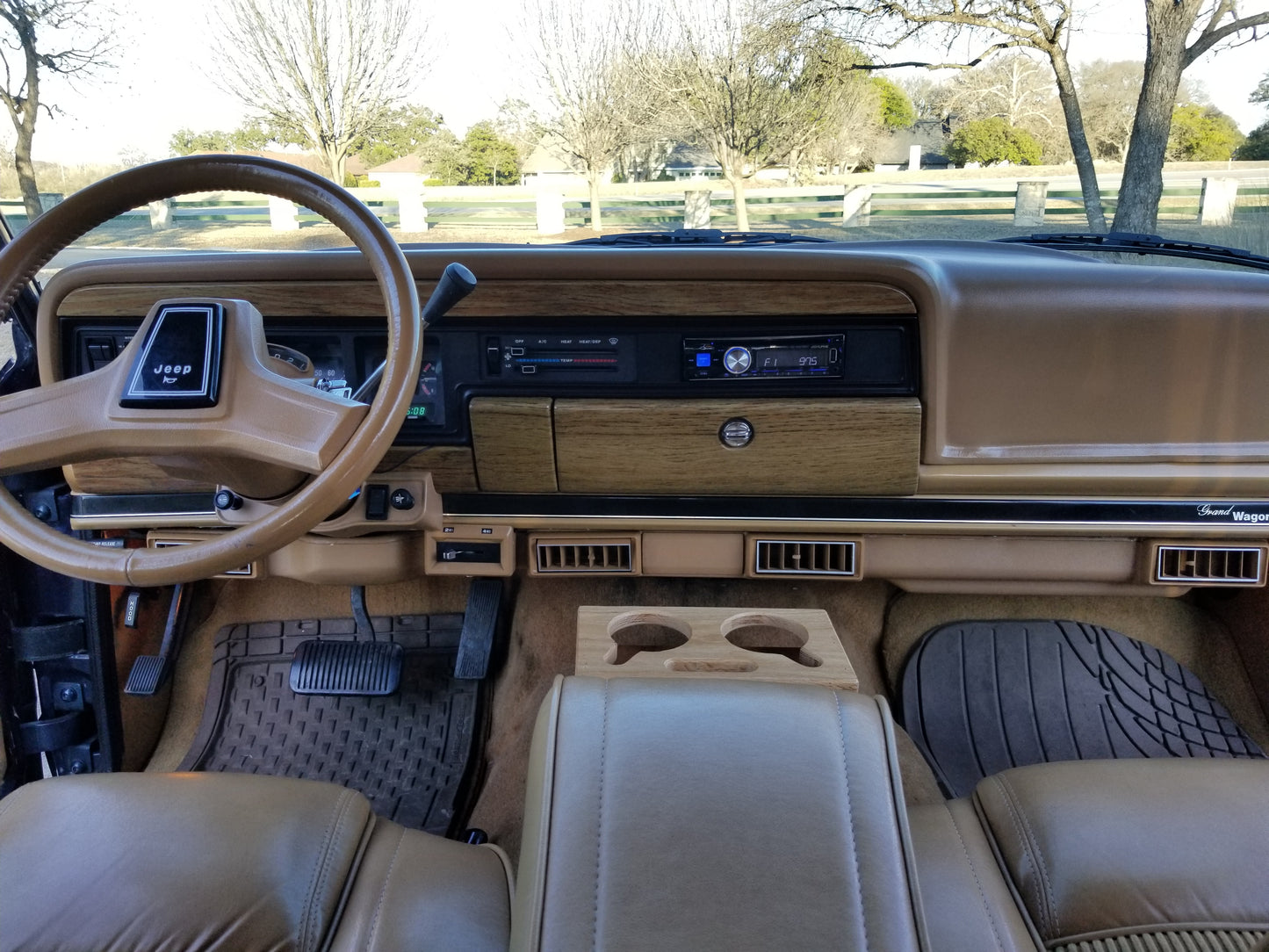 1987 JEEP GRAND WAGONEER - 4X4 - BL #2174 - HOLD