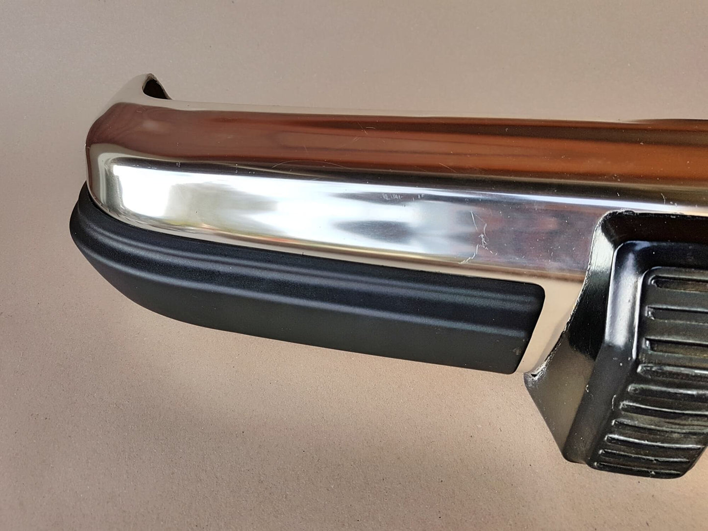 Bumper Nerfs for Jeep Grand Wagoneer 1984-91 | Rear Set