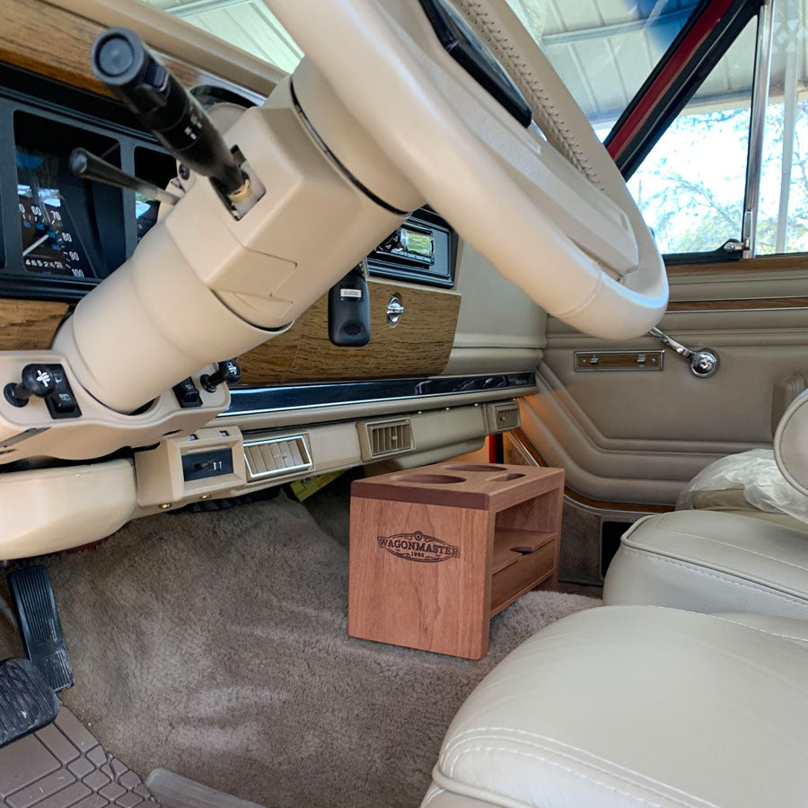 Center Wood Cup Holder - Wagonmaster