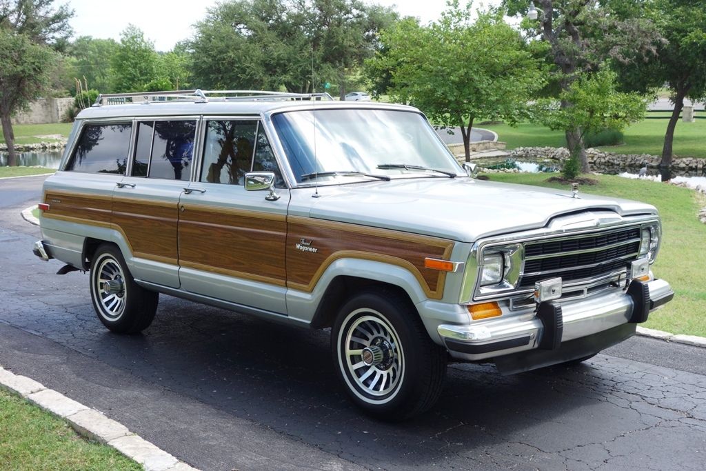 Wagonmaster Woodgrain 3M Vinyl cut-to-fit kits | Cherry Oak for Jeep Grand Wagoneers 1979-1986